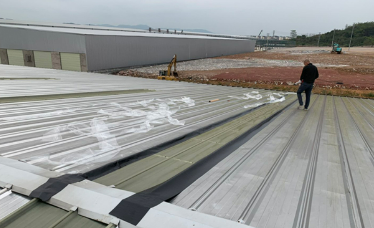 来凤厂房屋面防水维修案例